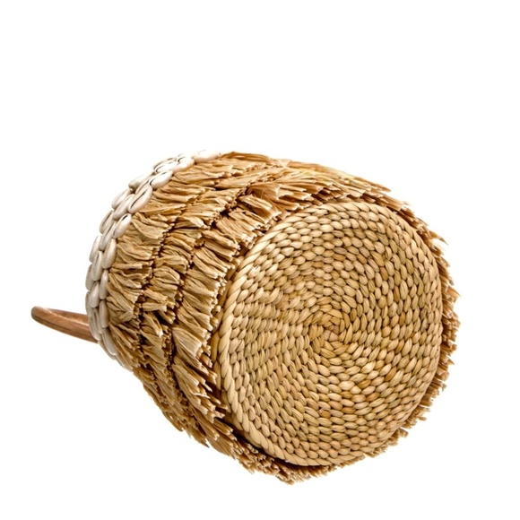 Poolside Hula Hut Fringed Bucket Bag - Picture 7 of 9